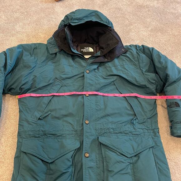 Vintage The North Face Men's Goosedown Puffer Jacket in Green with Hood Size M - Picture 11 of 11